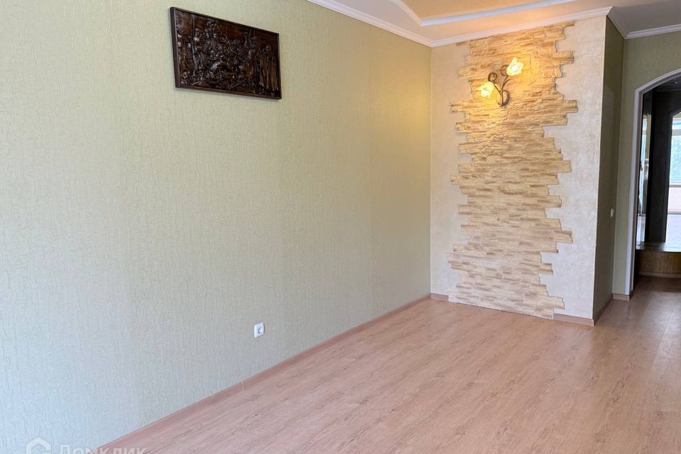 Продаётся 2-комнатная квартира, 74.3 м²