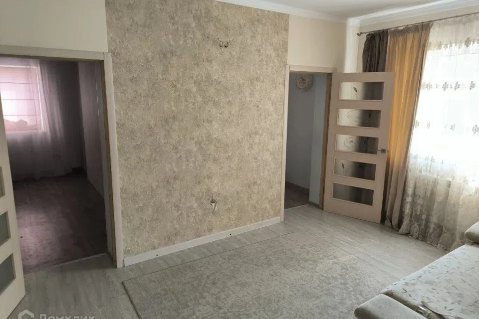Продаётся 2-этажный дом, 140 м²
