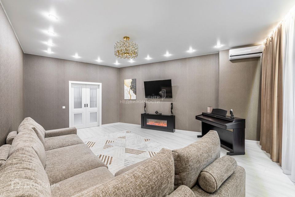 Продаётся 3-комнатная квартира, 120 м²