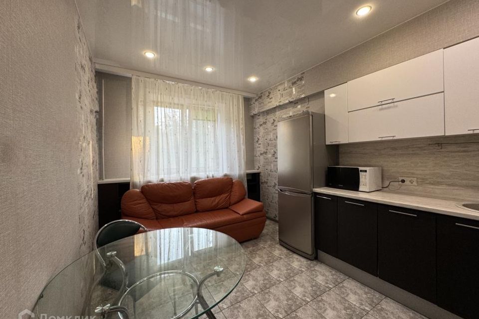Продаётся 1-комнатная квартира, 42.9 м²