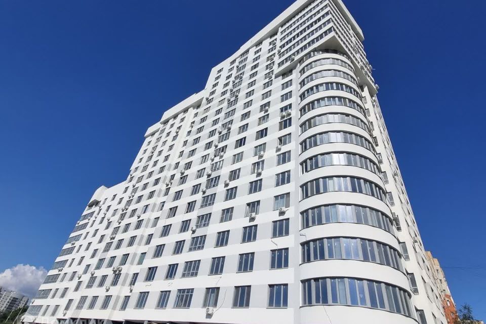 Продаётся 3-комнатная квартира, 135.64 м²