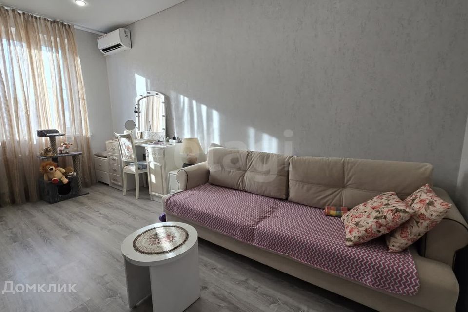 Продаётся 1-комнатная квартира, 33 м²
