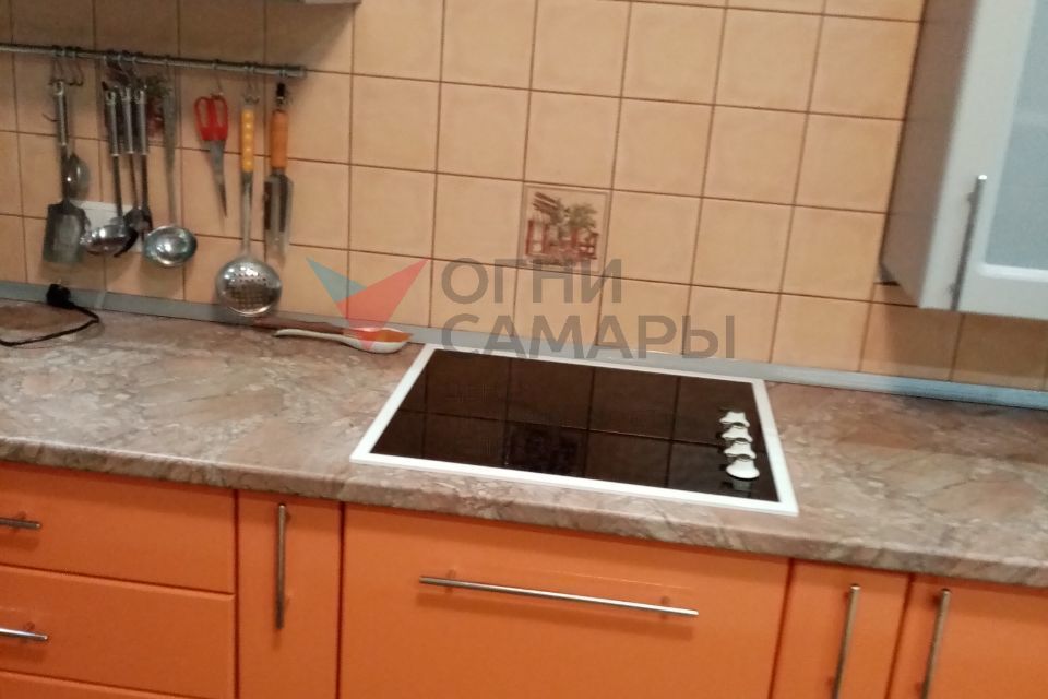 Сдаётся 2-комнатная квартира, 80 м²