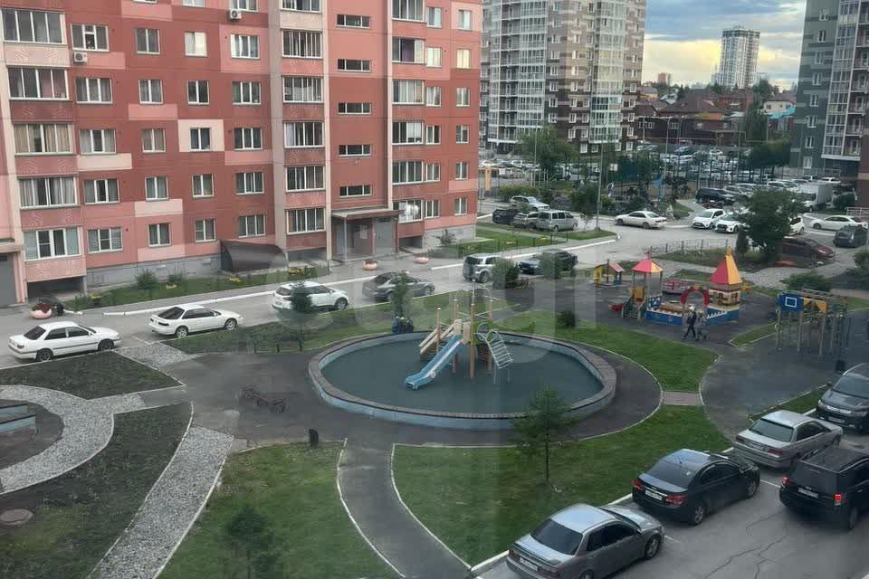 Продаётся 1-комнатная квартира, 37.7 м²