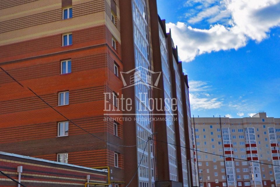 Продаётся 2-комнатная квартира, 64.82 м²