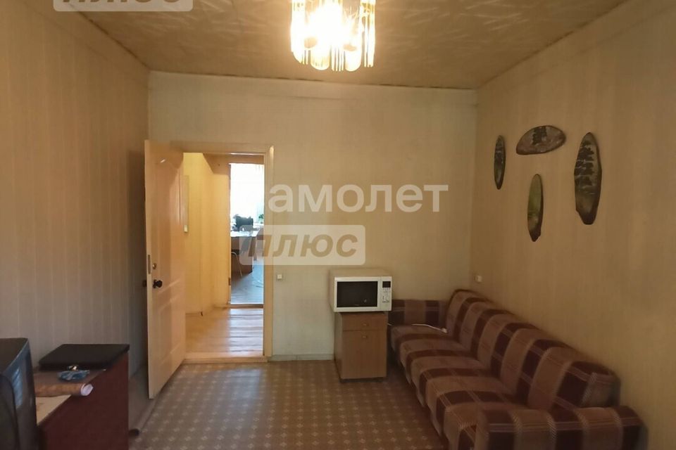Продаётся 4-комнатная квартира, 100.7 м²