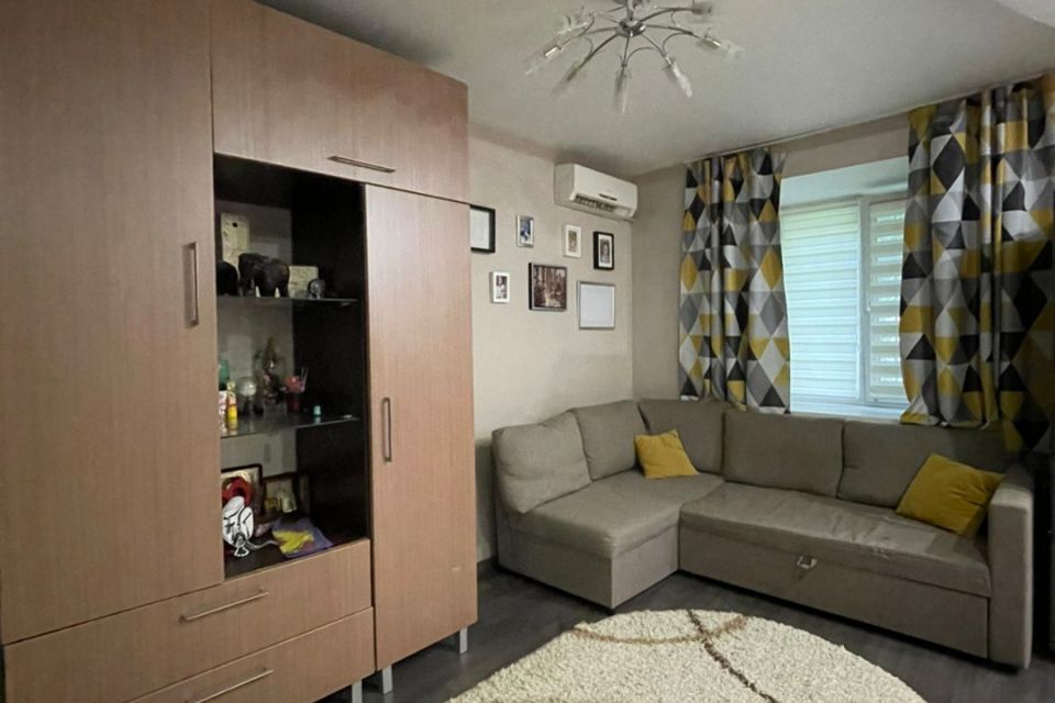 Продаётся 2-комнатная квартира, 43.8 м²