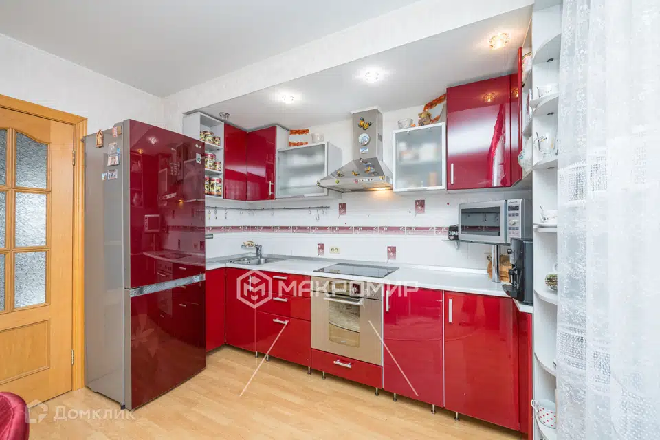 Продаётся 3-комнатная квартира, 109.3 м²