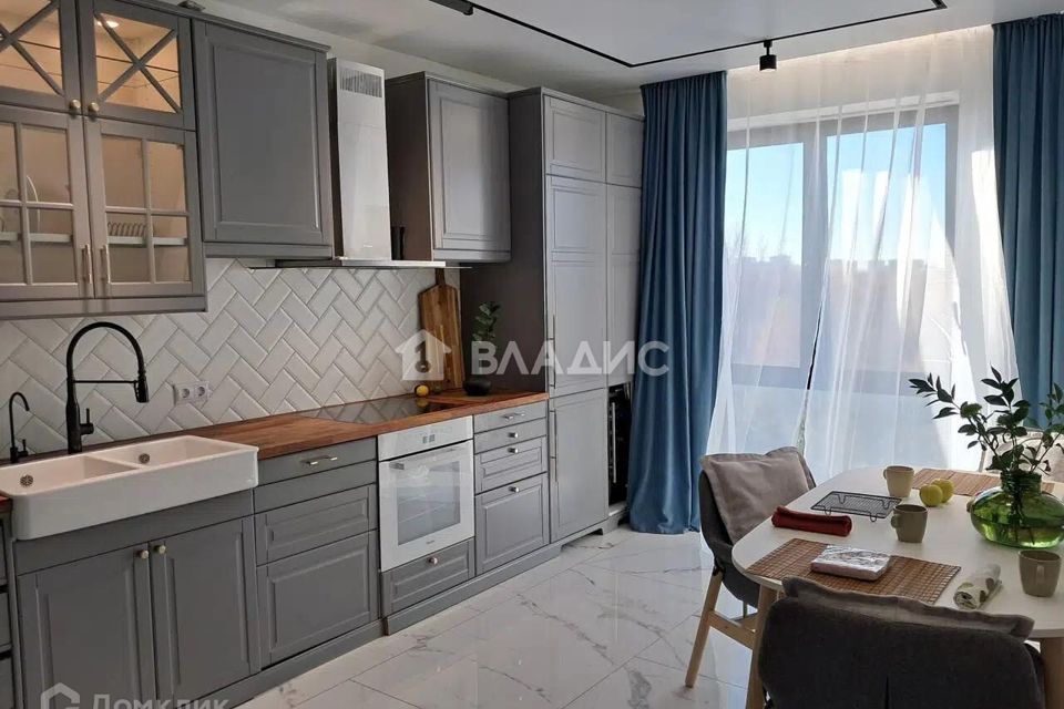 Продаётся 3-комнатная квартира, 60.4 м²