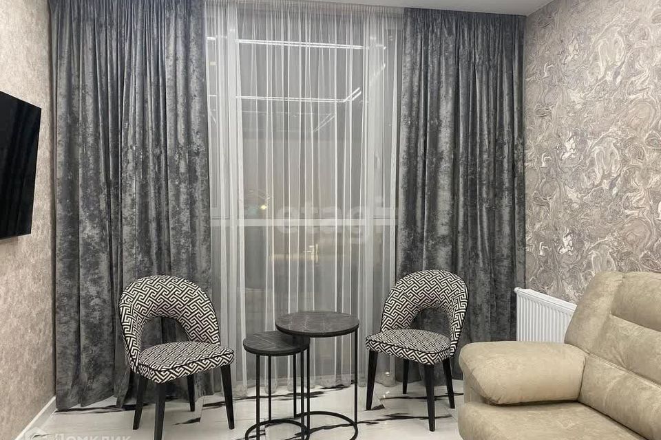 Продаётся 1-комнатная квартира, 38.2 м²