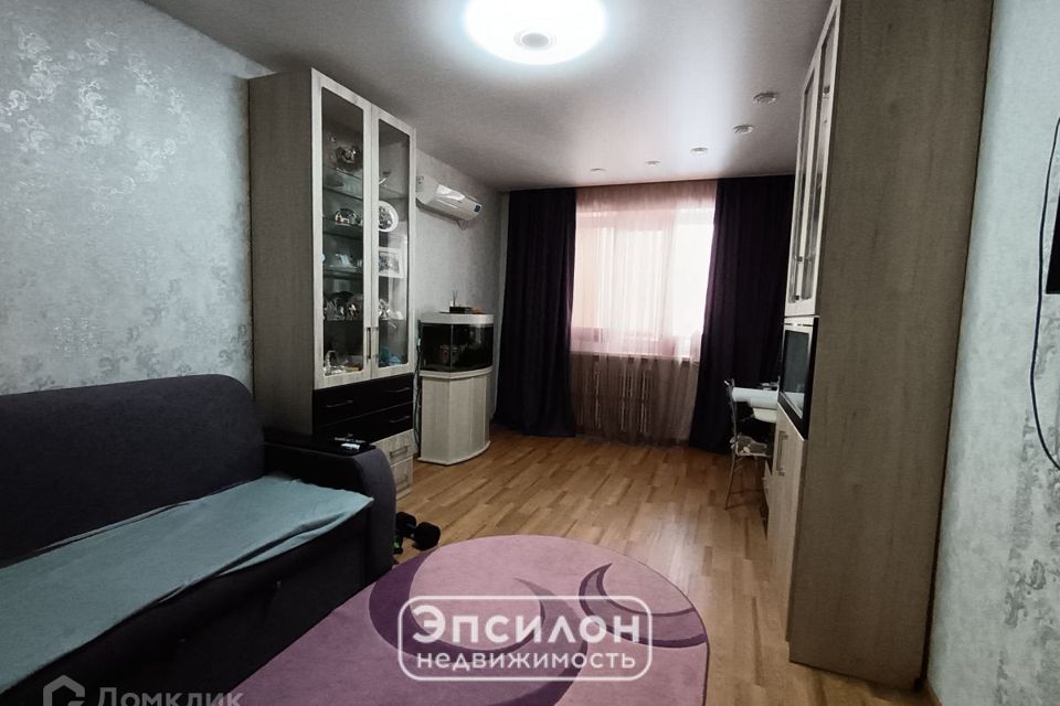 Продаётся 4-комнатная квартира, 96.4 м²