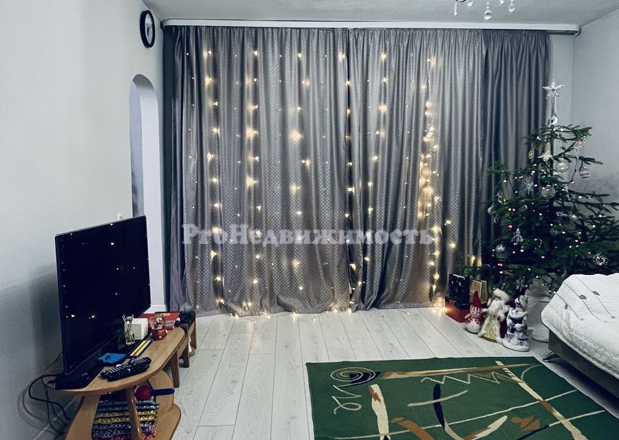Продаётся 3-комнатная квартира, 61.3 м²