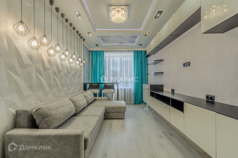 Продаётся 3-комнатная квартира, 82.2 м²