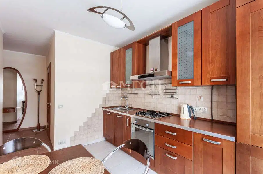 Продаётся 2-комнатная квартира, 57.7 м²