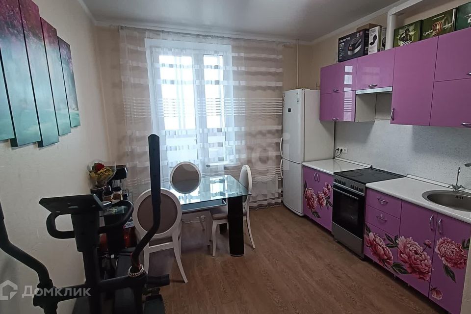 Продаётся 3-комнатная квартира, 74.6 м²