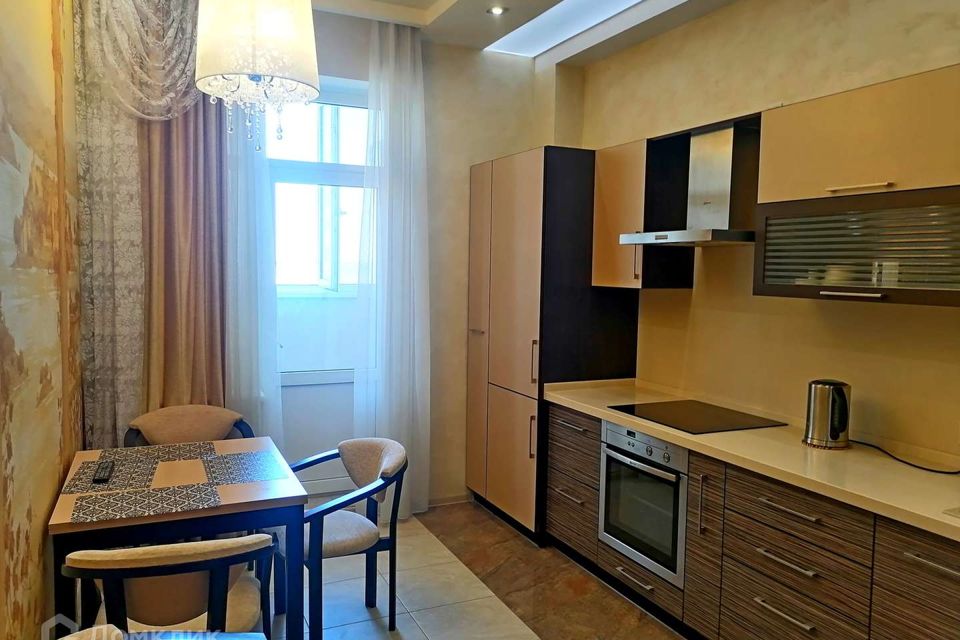 Продаётся 1-комнатная квартира, 46.3 м²