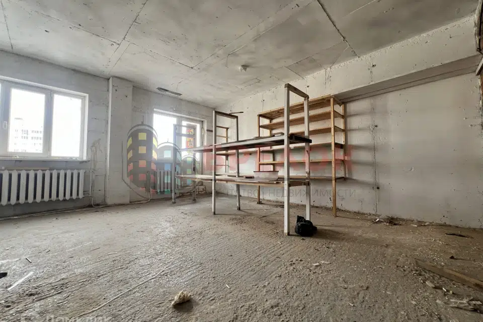 Продаётся 1-комнатная квартира, 56 м²