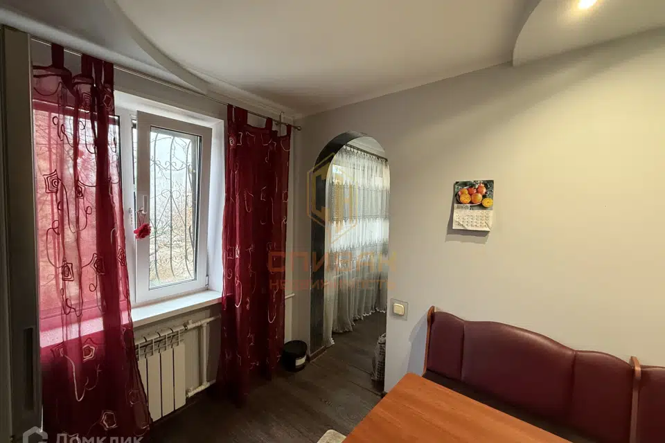 Продаётся 3-комнатная квартира, 55.6 м²