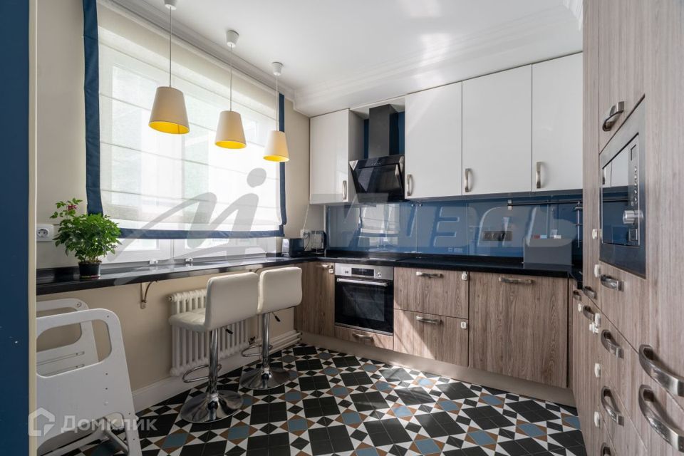 Продаётся 3-комнатная квартира, 65.5 м²