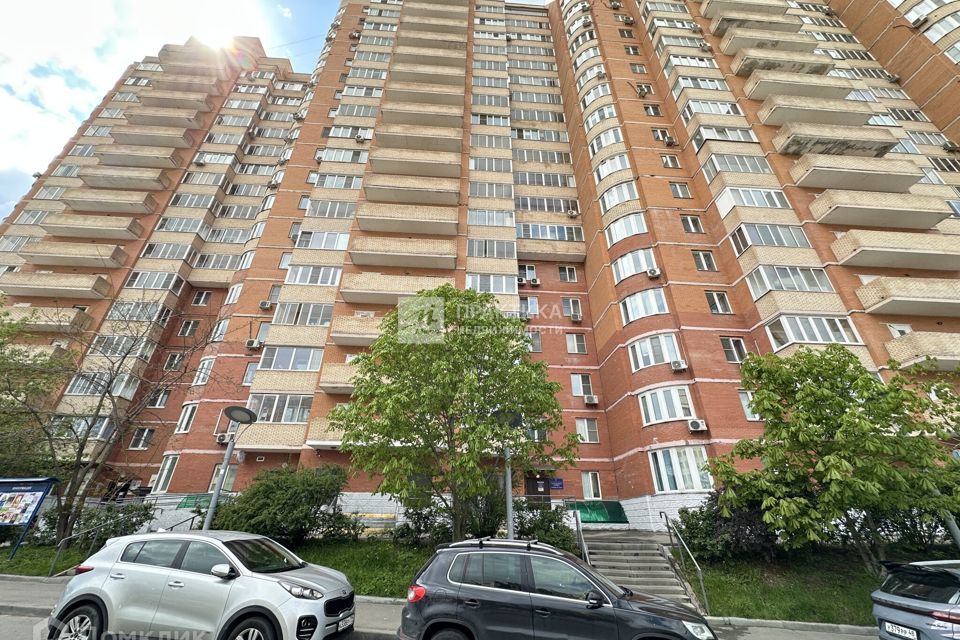 Продаётся 3-комнатная квартира, 75.8 м²