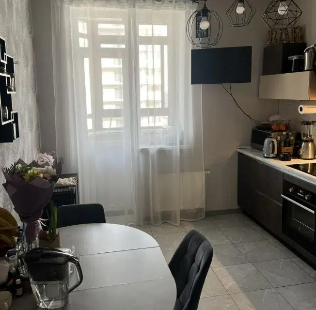 Продаётся 2-комнатная квартира, 66.8 м²