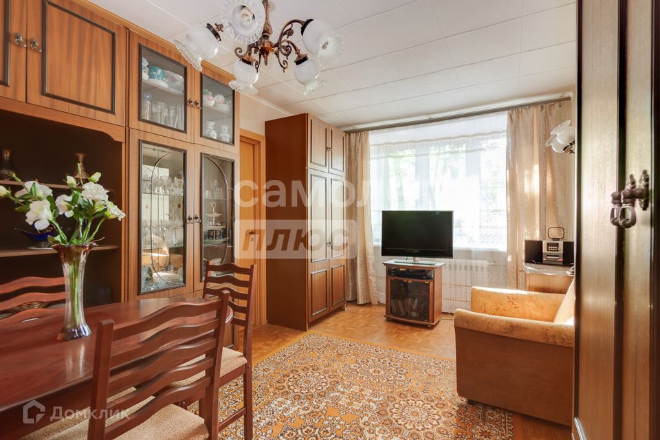 Продаётся 2-комнатная квартира, 42.4 м²