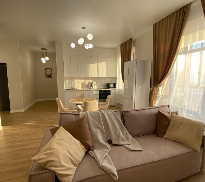 Сдаётся 2-комнатная квартира, 68 м²