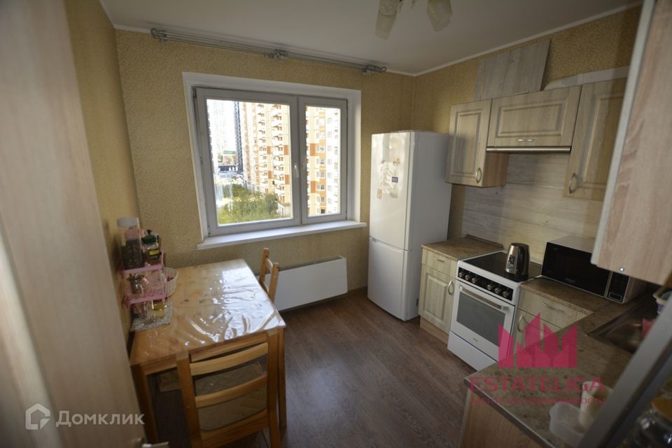 Продаётся 3-комнатная квартира, 72.3 м²