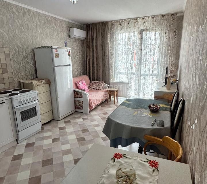 Продаётся 1-комнатная квартира, 47 м²