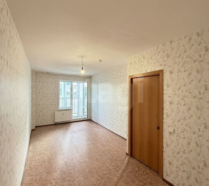 Продаётся 1-комнатная квартира, 37.9 м²
