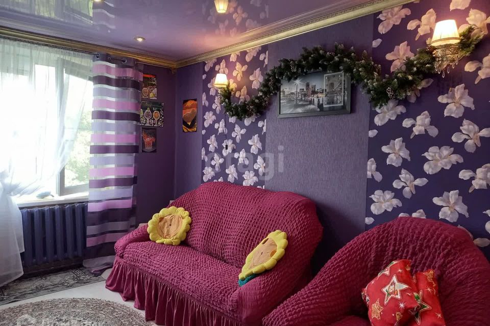 Продаётся 3-комнатная квартира, 55.8 м²