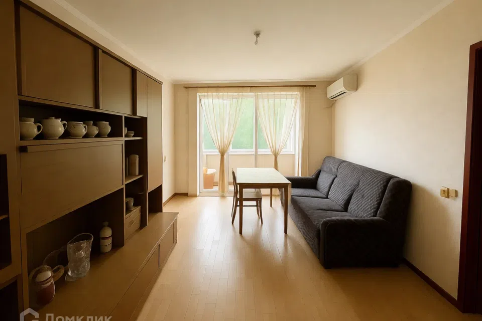 Продаётся 3-комнатная квартира, 55.8 м²