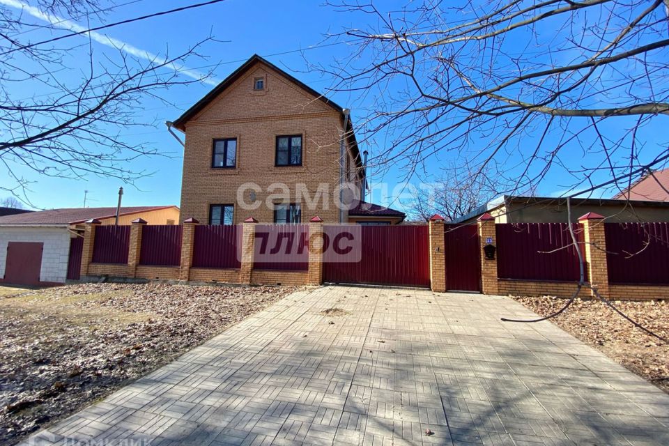 Продаётся 2-этажный дом, 177 м²