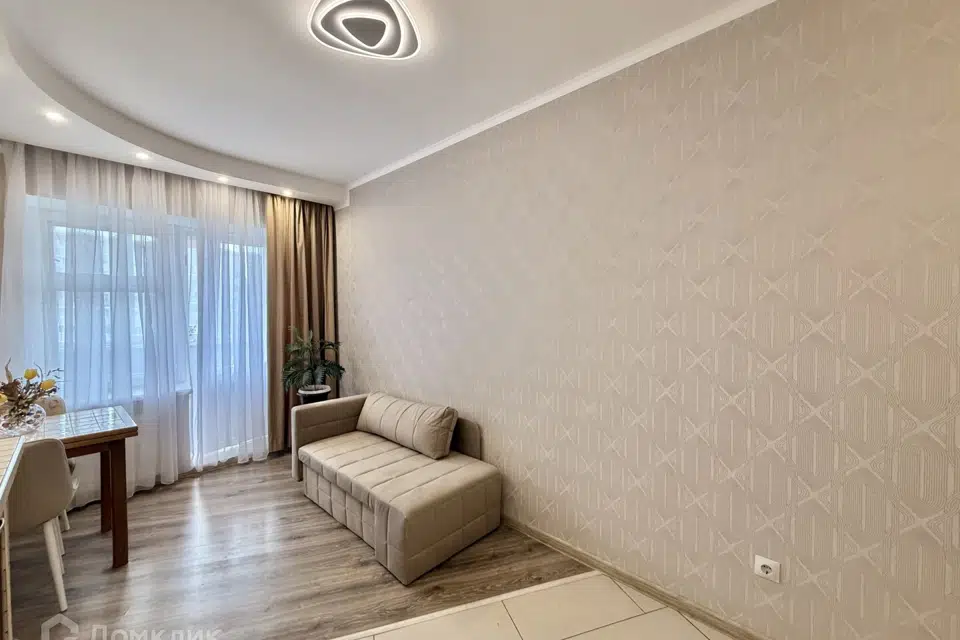 Продаётся 1-комнатная квартира, 48.9 м²