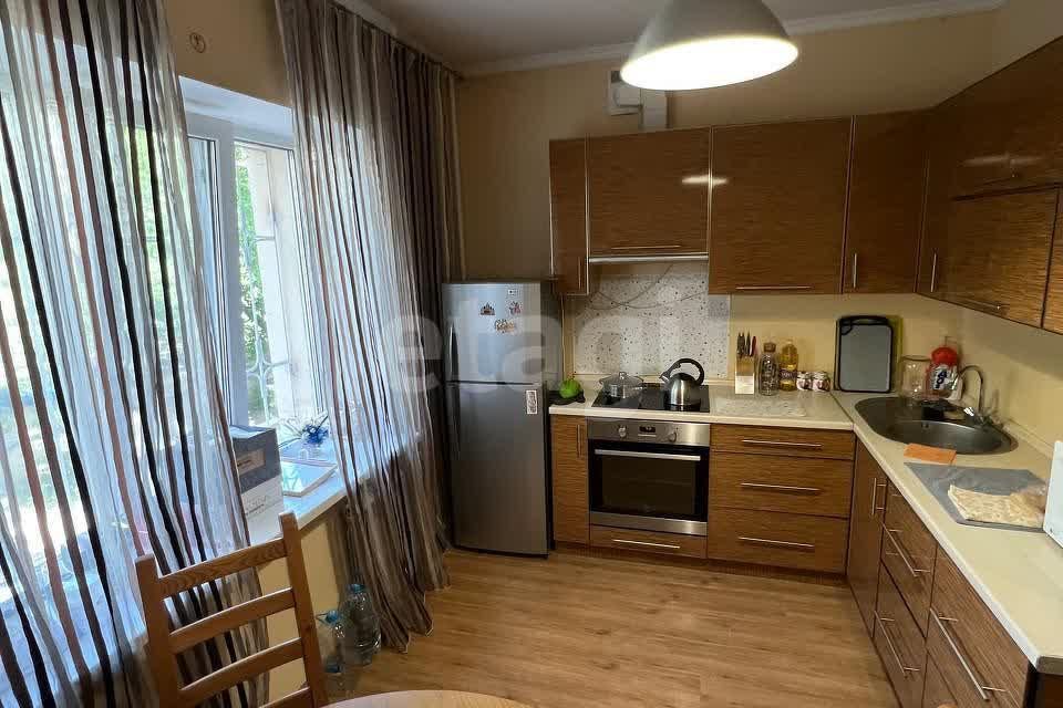 Продаётся 1-комнатная квартира, 50.6 м²