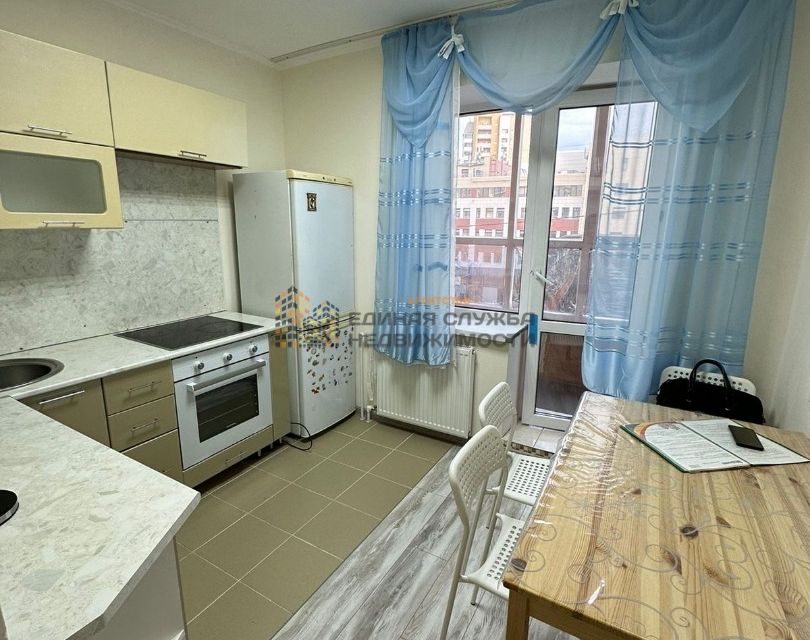 Сдаётся 1-комнатная квартира, 40 м²