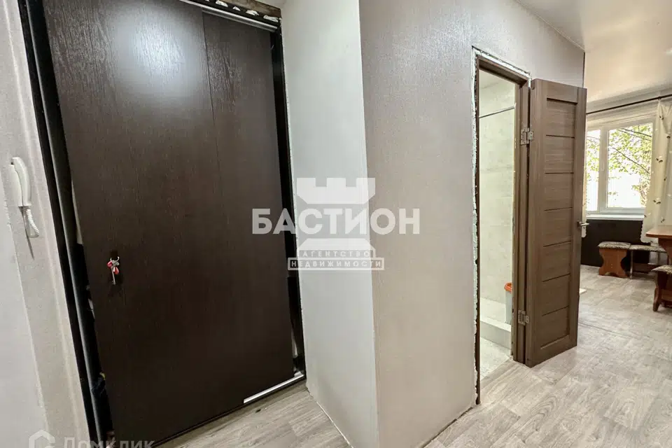 Продаётся 1-комнатная квартира, 32 м²