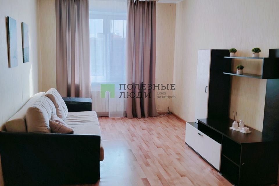 Продаётся 2-комнатная квартира, 68.6 м²