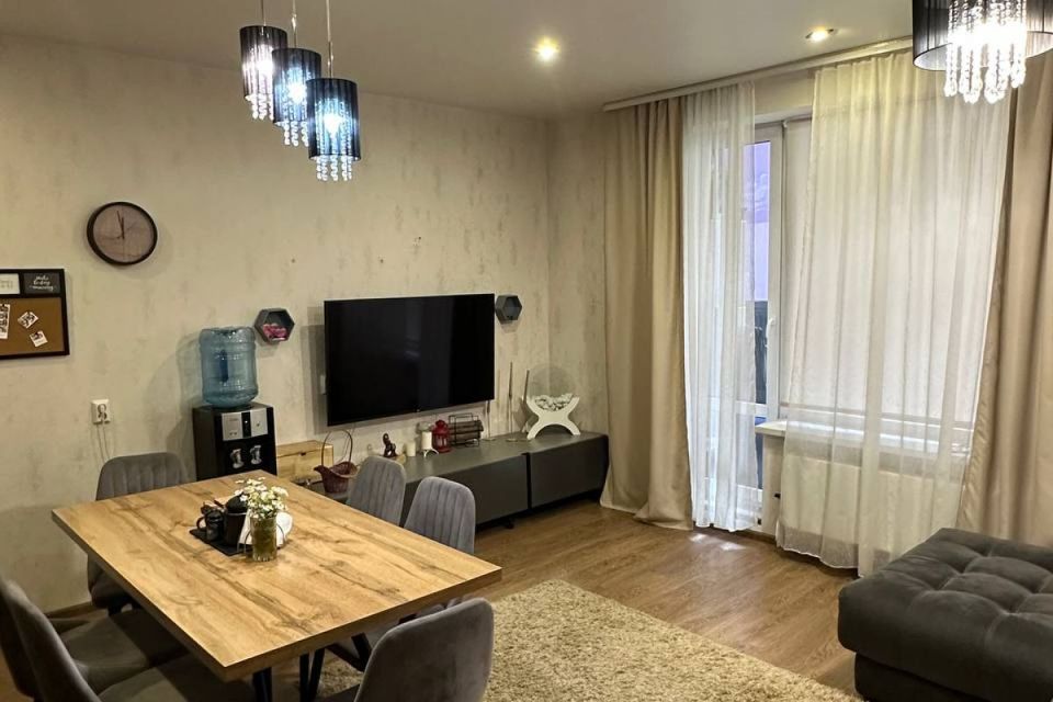 Продаётся 3-комнатная квартира, 76.3 м²