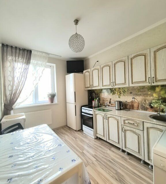 Сдаётся 2-комнатная квартира, 62 м²