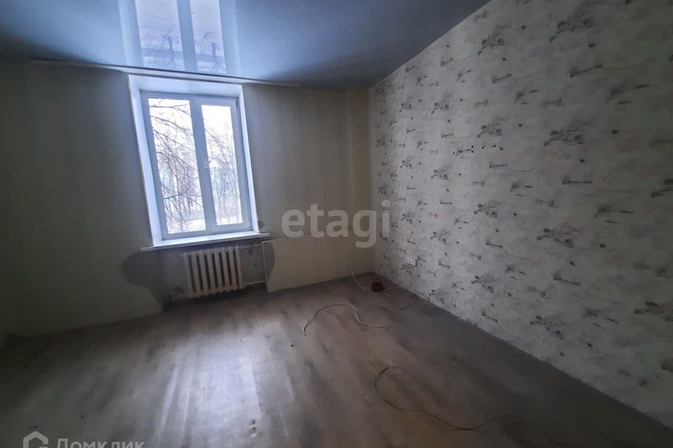 Продаётся 1-комнатная квартира, 41.2 м²