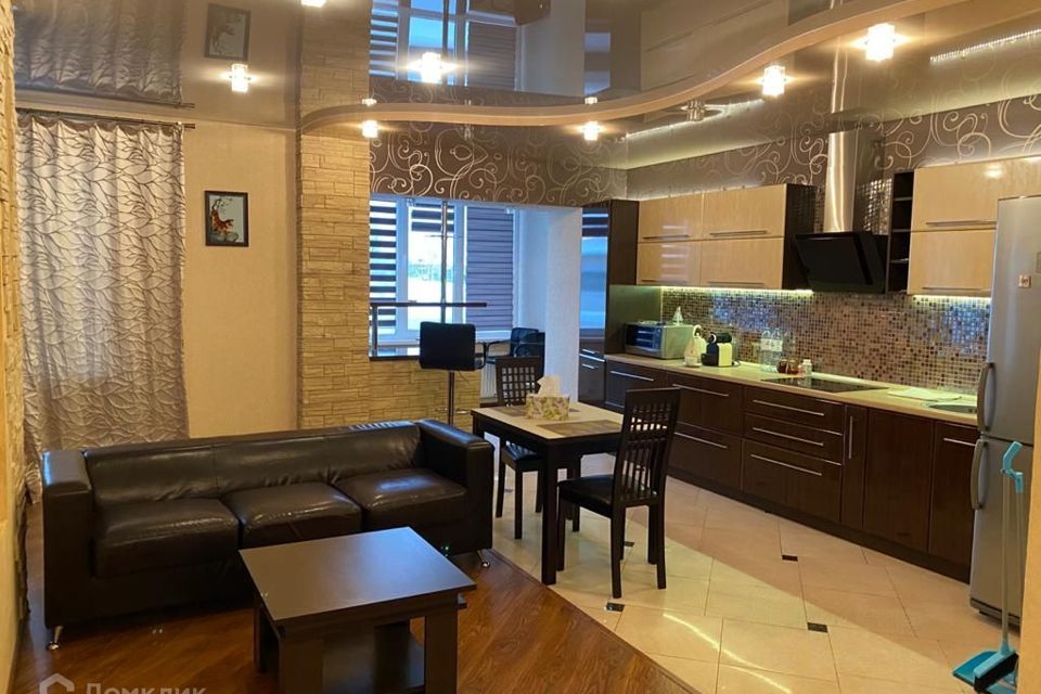 Сдаётся студия, 55 м²
