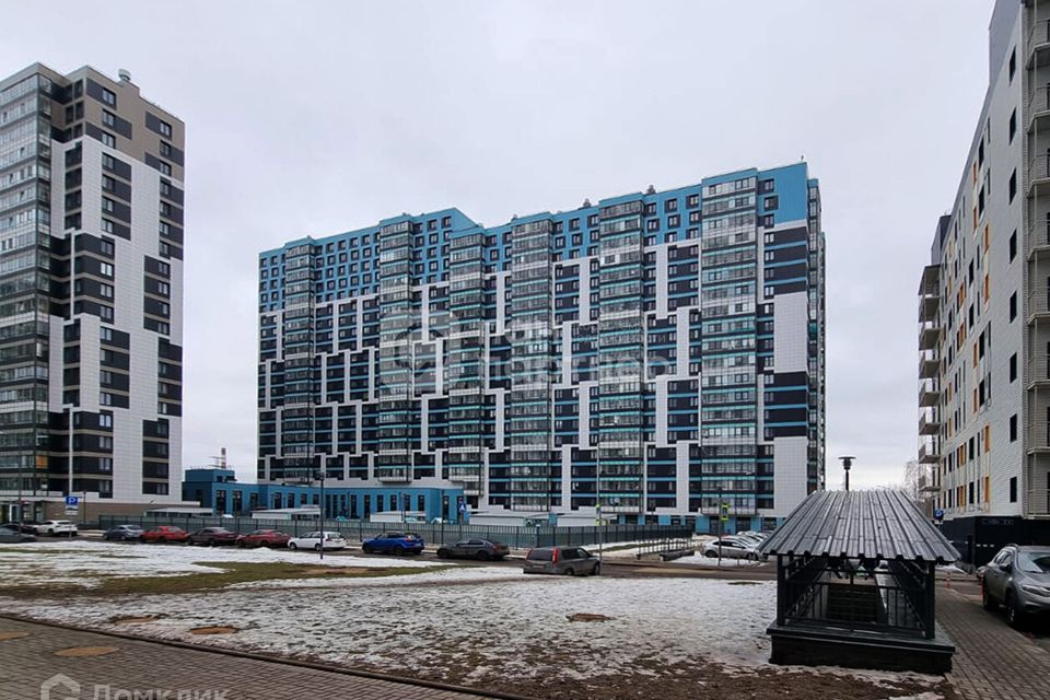 Продаётся 2-комнатная квартира, 55.7 м²