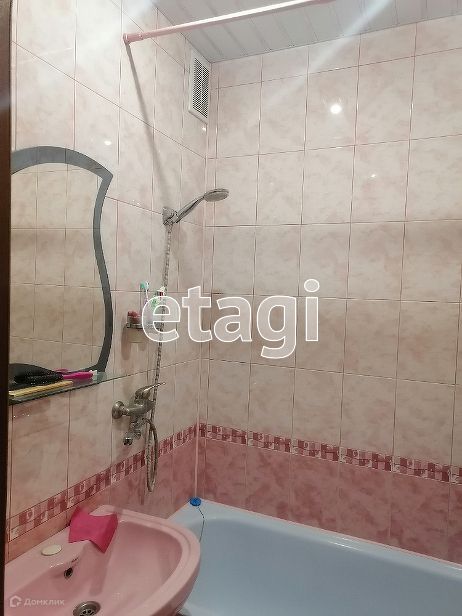 Продаётся 1-комнатная квартира, 48.4 м²