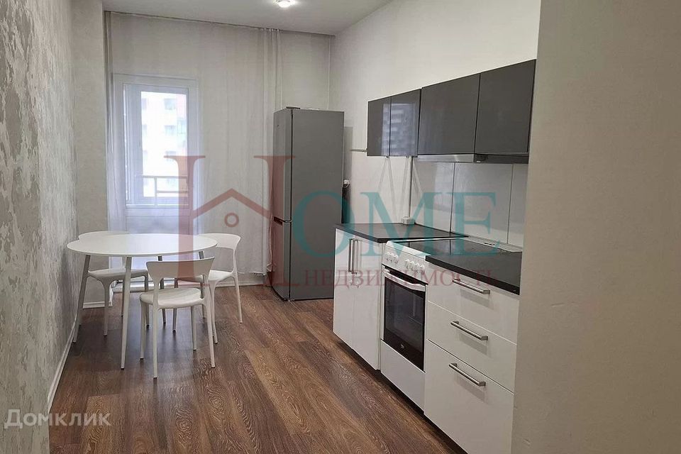 Сдаётся 2-комнатная квартира, 65 м²