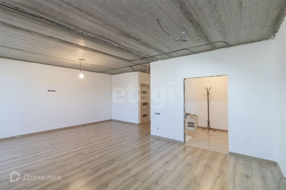 Продаётся 2-комнатная квартира, 66.5 м²