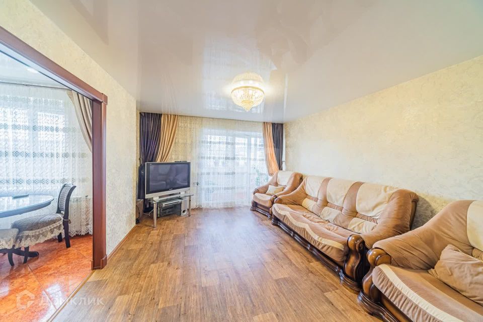 Продаётся 4-комнатная квартира, 75.5 м²