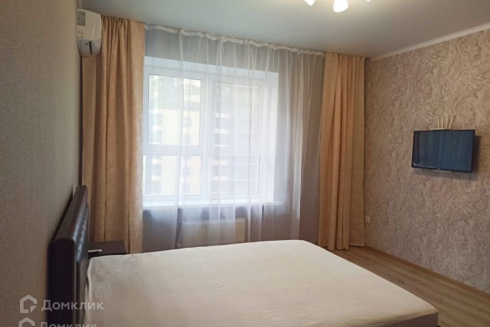 Сдаётся 1-комнатная квартира, 38 м²