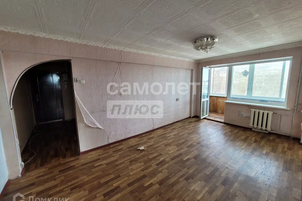 Продаётся 3-комнатная квартира, 52.8 м²