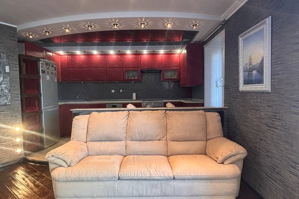 Продаётся 3-комнатная квартира, 65 м²